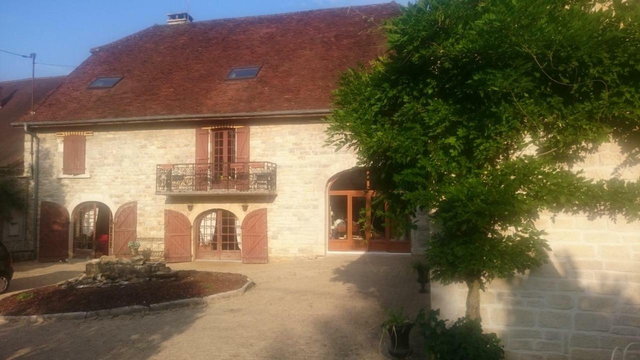 Le Vieux Pressoir Apartment Saint-Germain-les-Arlay Exterior photo