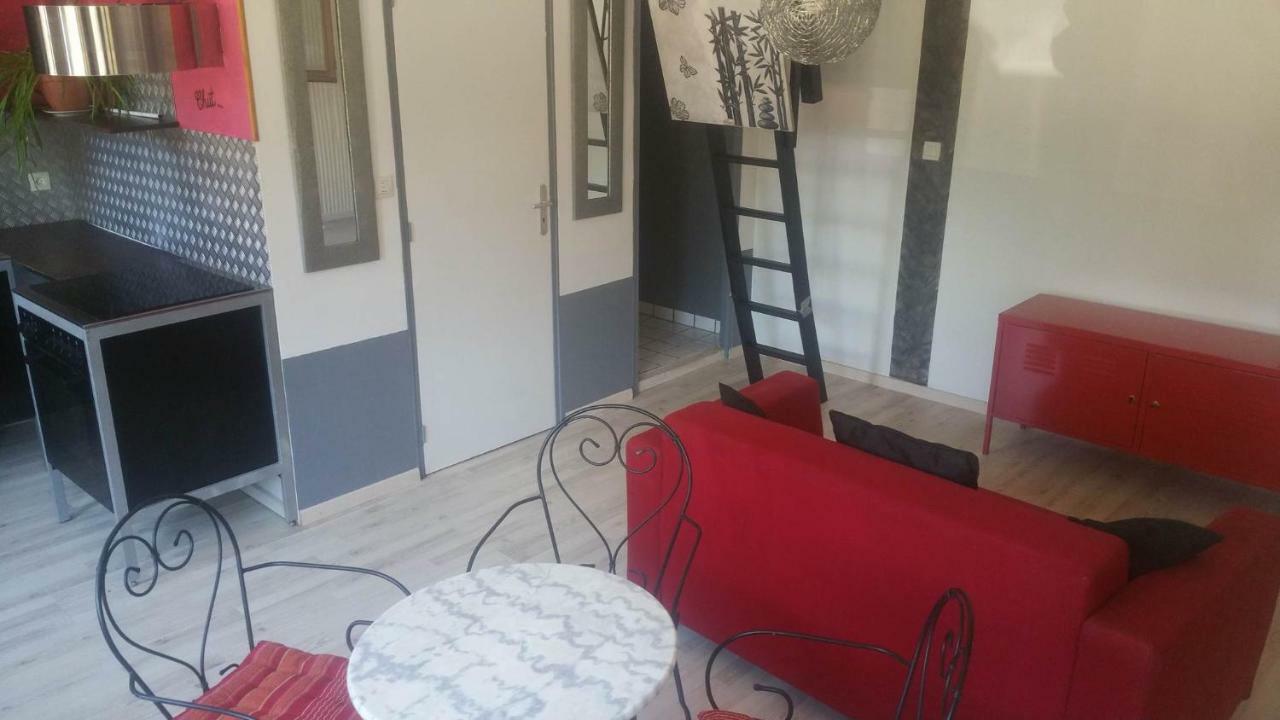 Le Vieux Pressoir Apartment Saint-Germain-les-Arlay Exterior photo