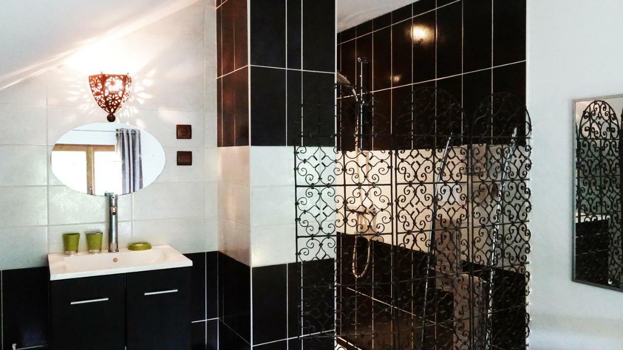 Le Vieux Pressoir Apartment Saint-Germain-les-Arlay Exterior photo